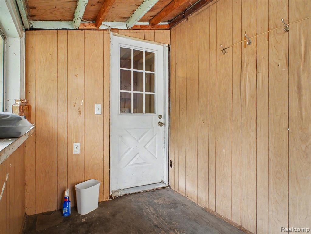 107 S Oak Street Property Photo 20