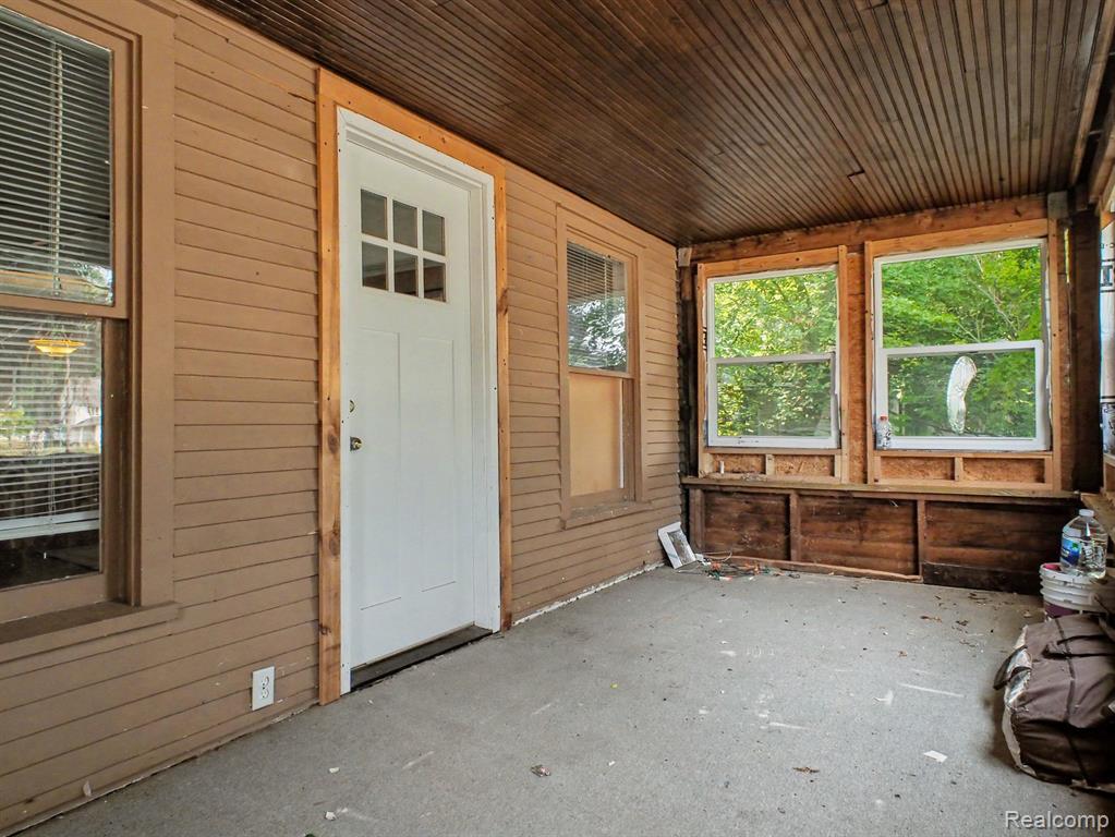 107 S Oak Street Property Photo 21
