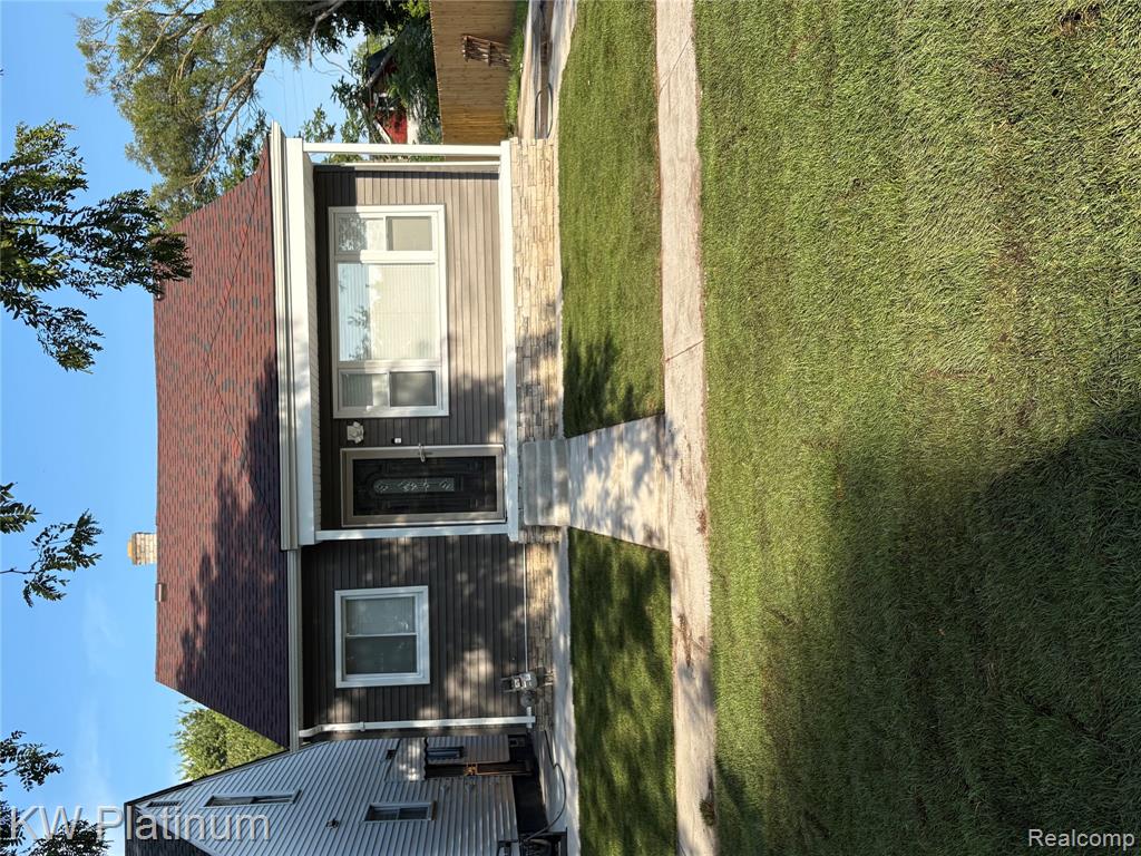 19404 Andover Street Property Photo 1