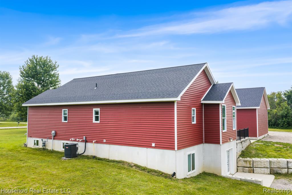 4730 River Hill Drive Property Photo 8