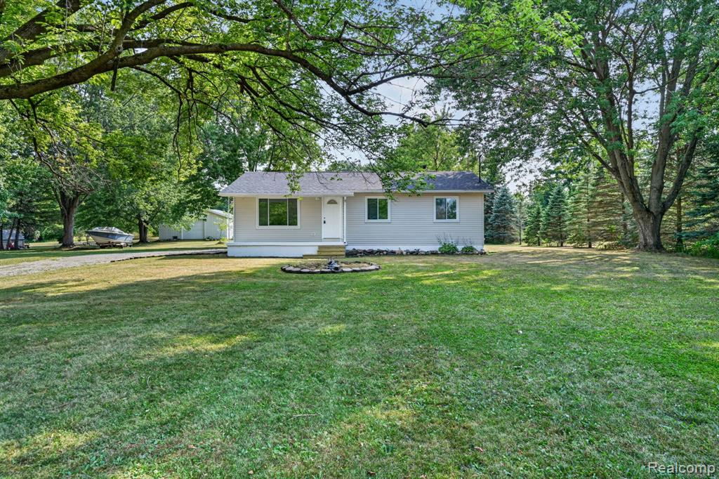 305 W Walker Street Property Photo 1