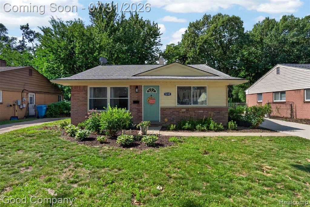 1238 Connie Avenue Property Photo 1