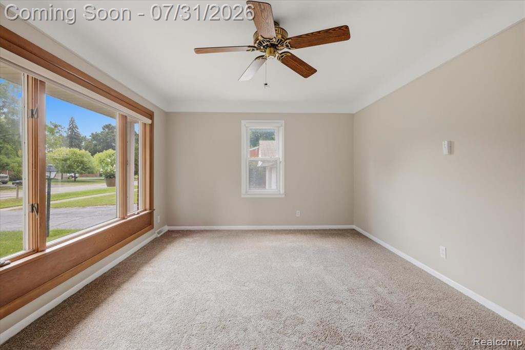 2067 Oakdale Drive Property Photo 5