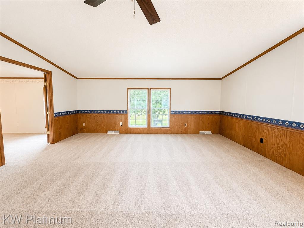 1225 Orchard Lane Property Photo 5
