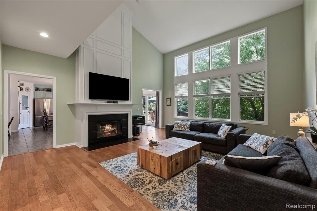 887 Loggers Circle Property Photo 8
