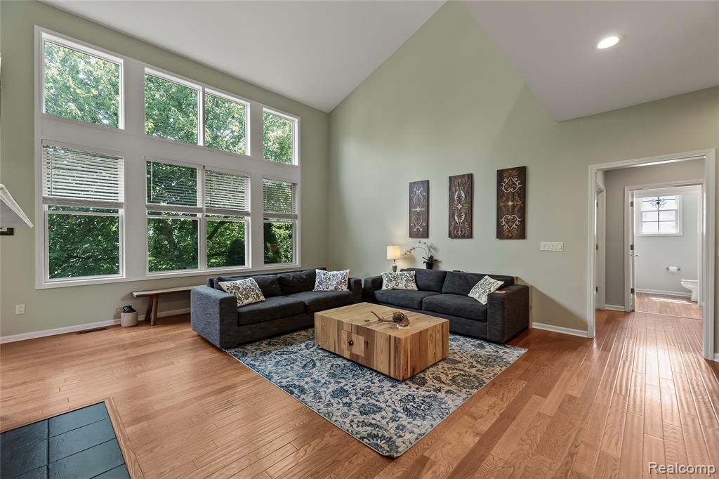 887 Loggers Circle Property Photo 10