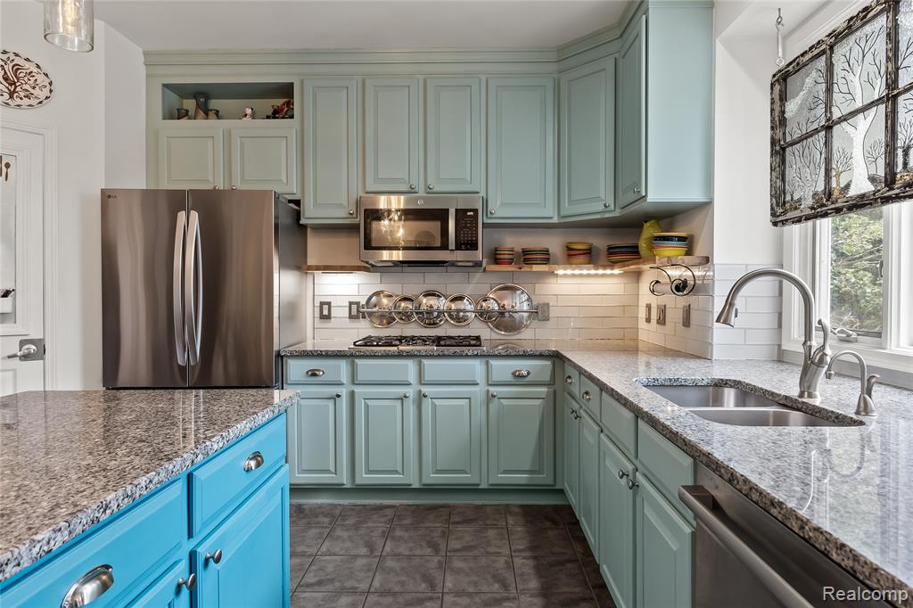 887 Loggers Circle Property Photo 16
