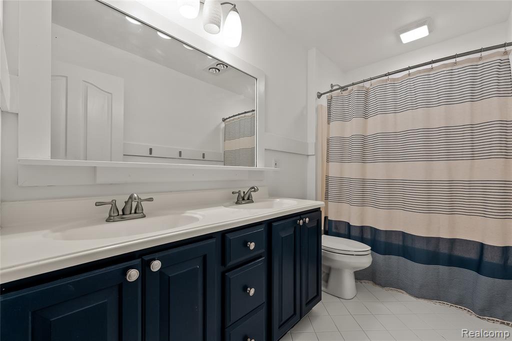 887 Loggers Circle Property Photo 32