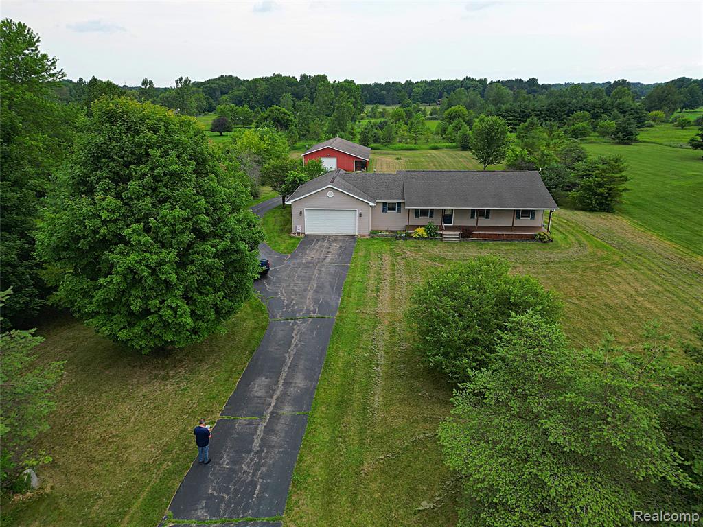 3075 Peppermill Road Property Photo 1