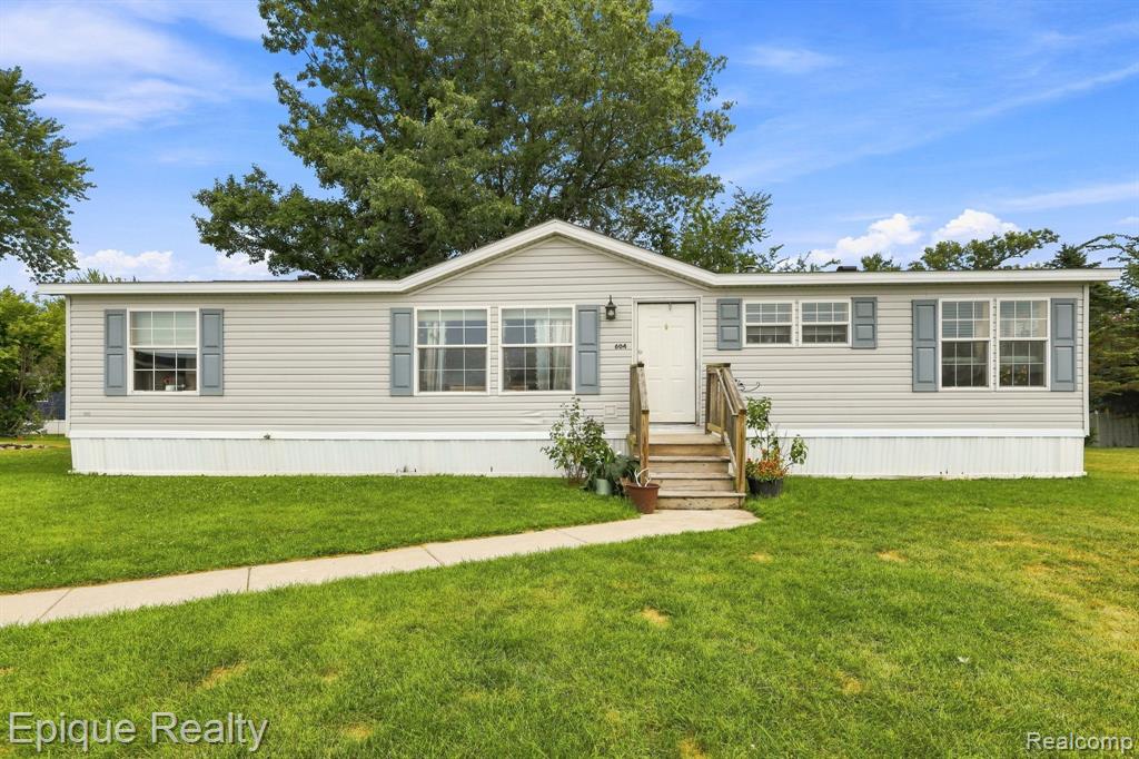 5247 Van Orden Road Property Photo 1