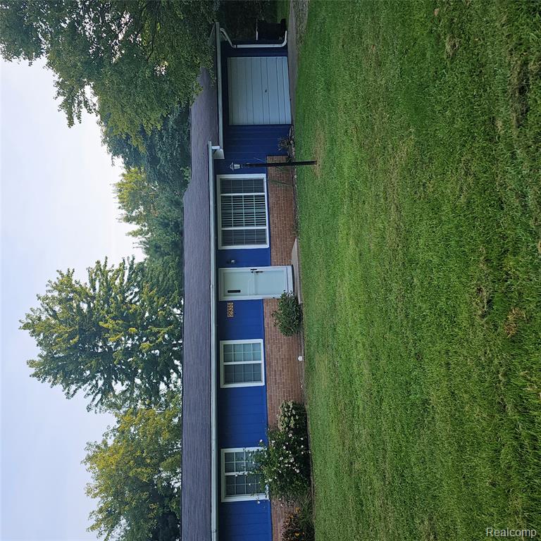2931/2935 Spring Hill Drive Property Photo 1