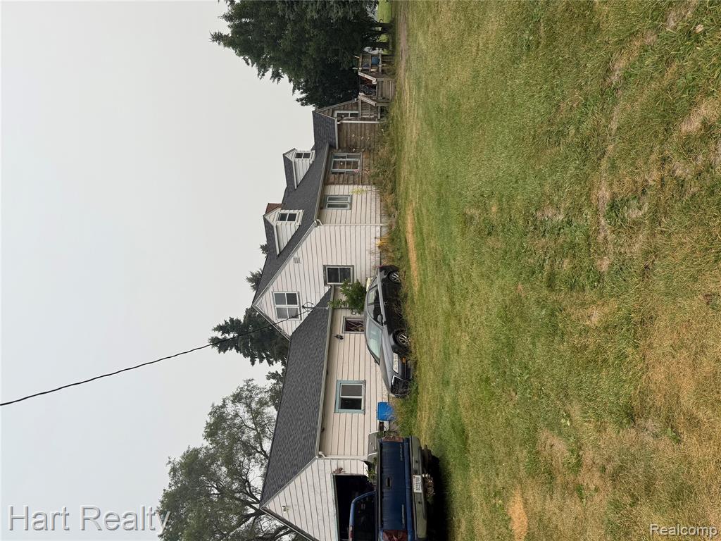 945 N Van Dyke Road Property Photo 1