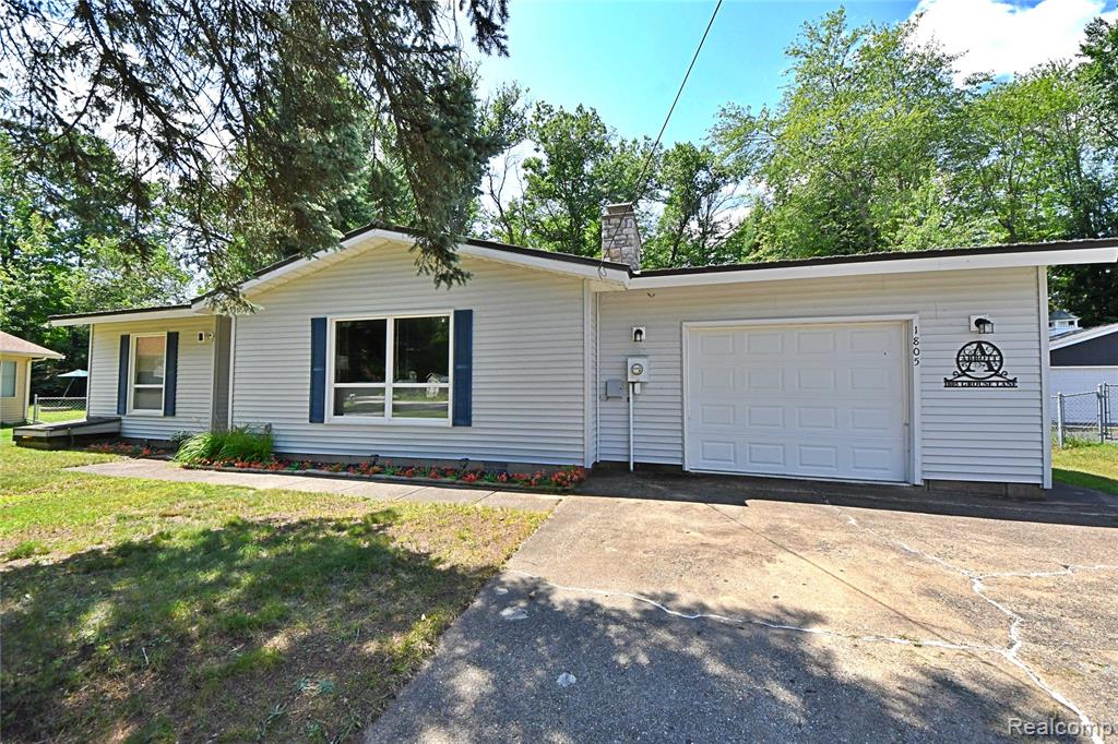 1805 Grouse Lane Property Photo 1