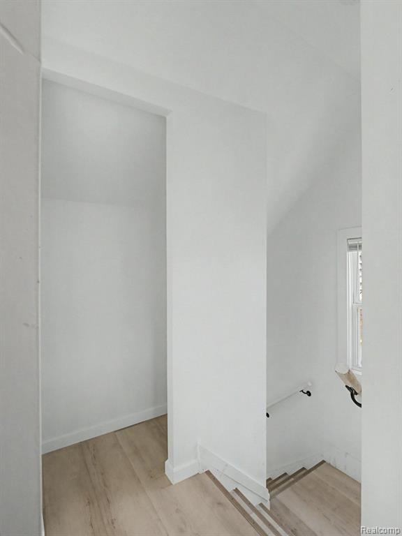 5584 Alter Road Property Photo 18