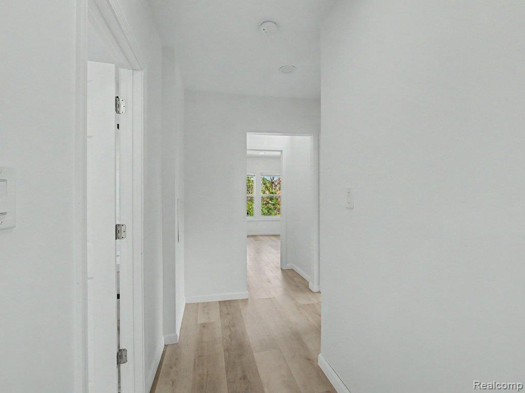 5584 Alter Road Property Photo 21