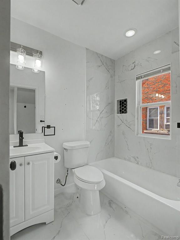 5584 Alter Road Property Photo 29