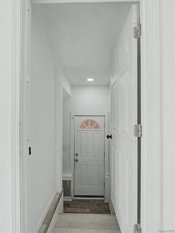 5584 Alter Road Property Photo 31