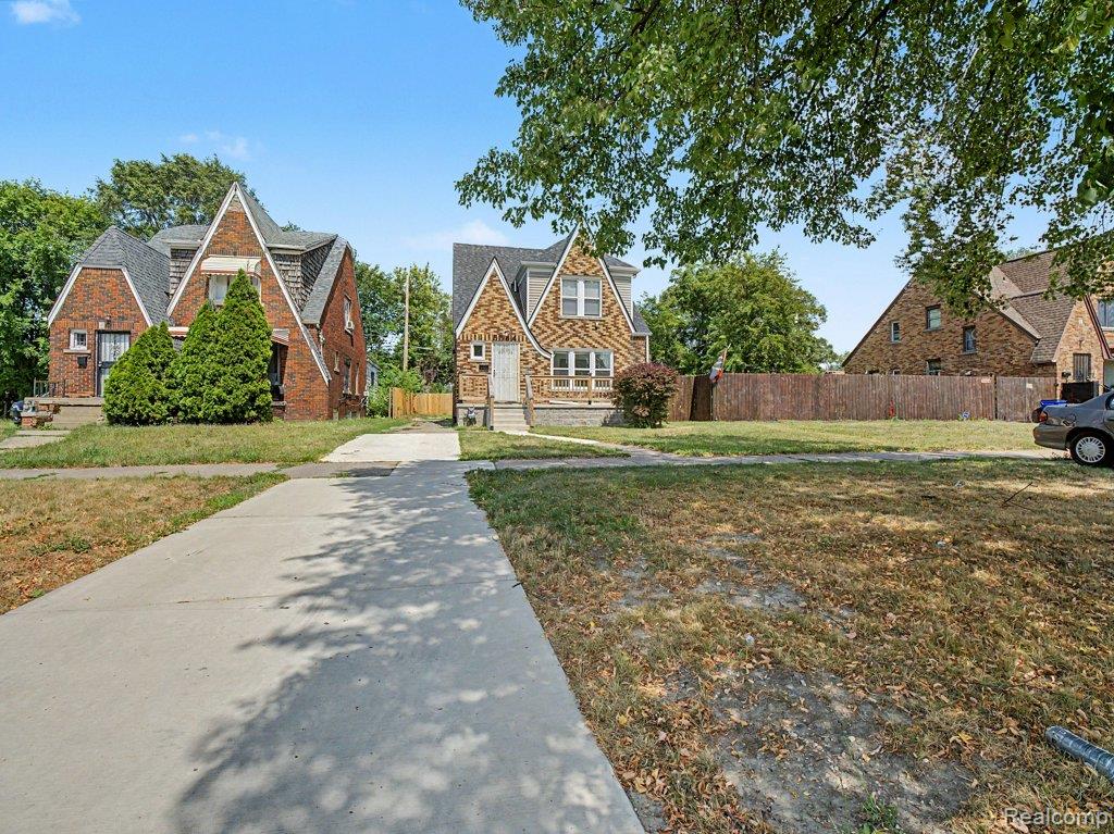 5584 Alter Road Property Photo 34
