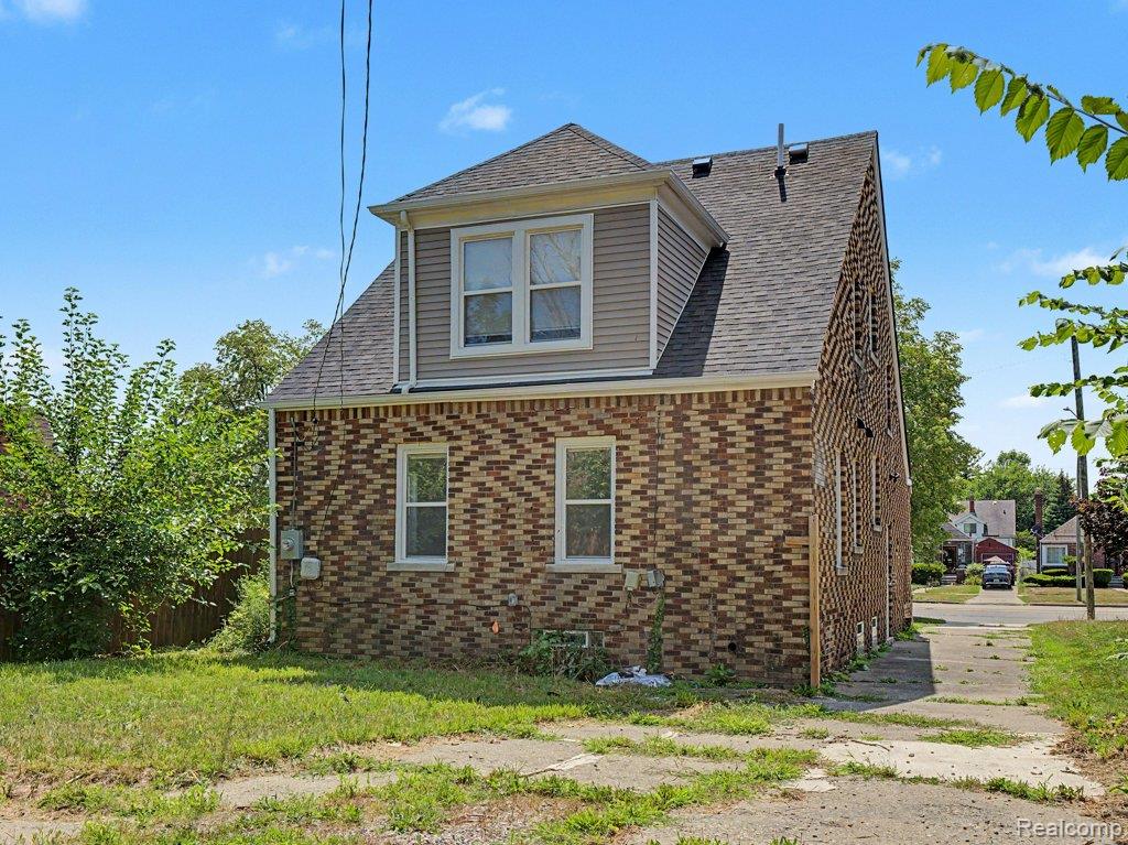 5584 Alter Road Property Photo 38