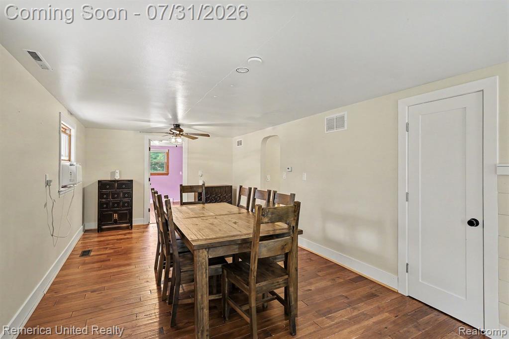 4385 M 52 Property Photo 5