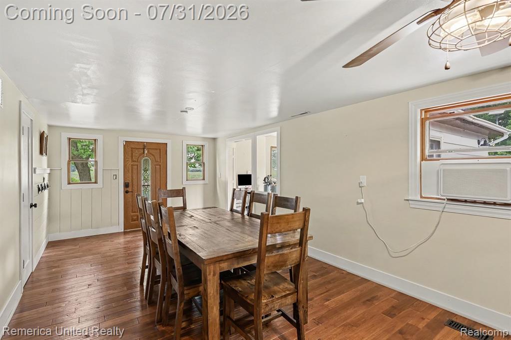 4385 M 52 Property Photo 6