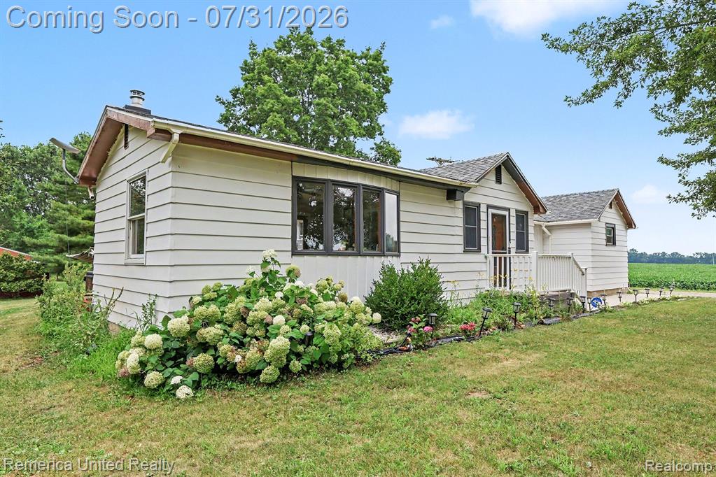 4385 M 52 Property Photo 18