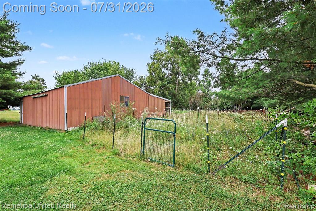 4385 M 52 Property Photo 24