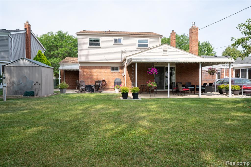 4897 Jackson Street Property Photo 6