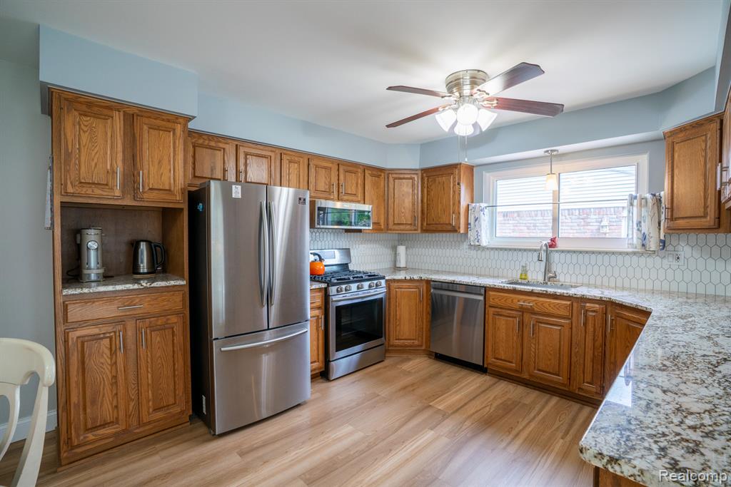 4897 Jackson Street Property Photo 14