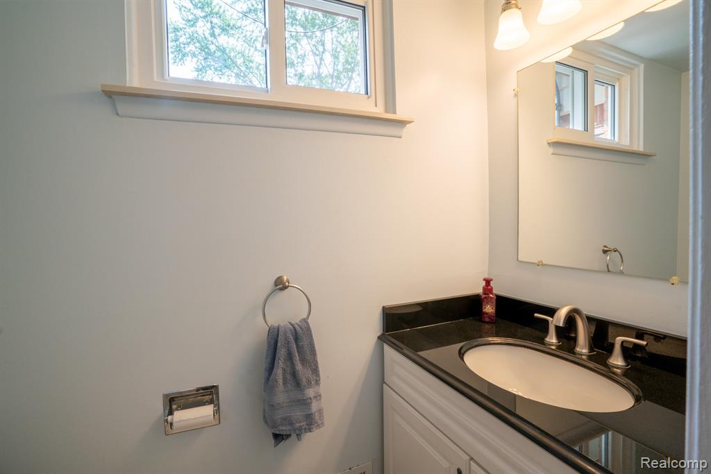 4897 Jackson Street Property Photo 18