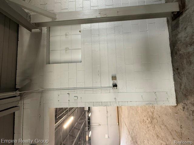 22845 Hoover Road Property Photo 7