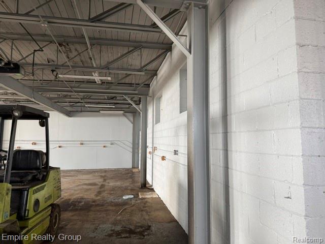 22845 Hoover Road Property Photo 12