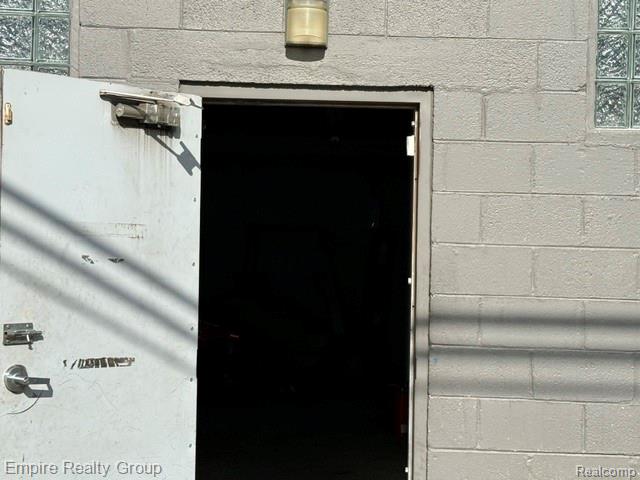 22845 Hoover Road Property Photo 25