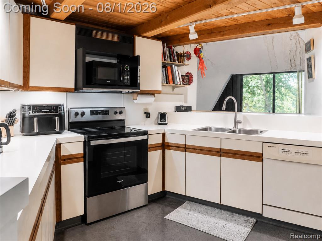 28966 Sibley Road Property Photo 21