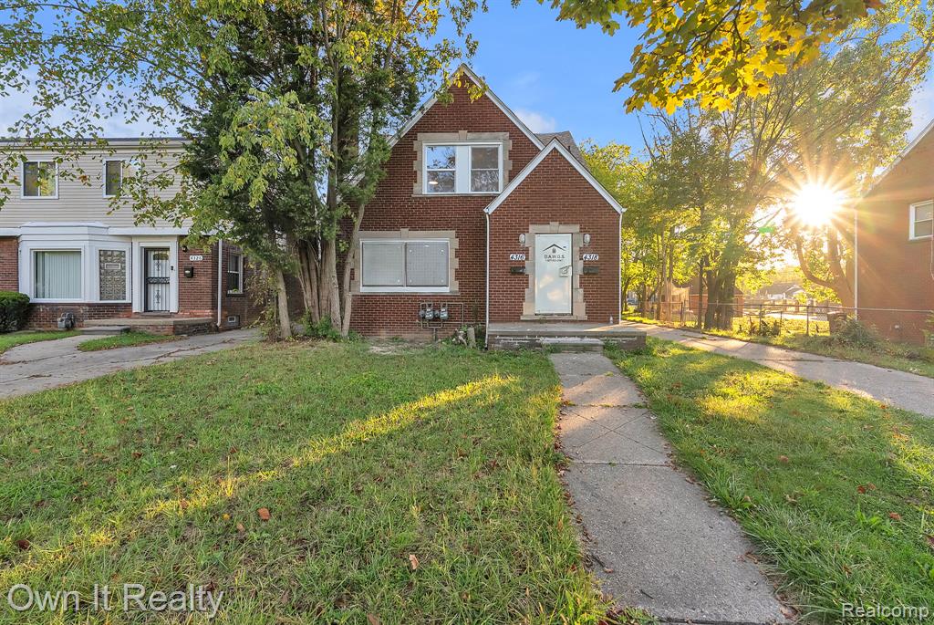 4316 Lakewood Street Property Photo 1