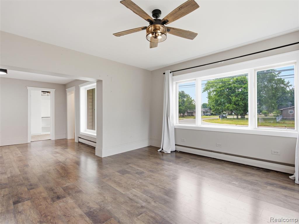 4286 Hill Road Property Photo 8