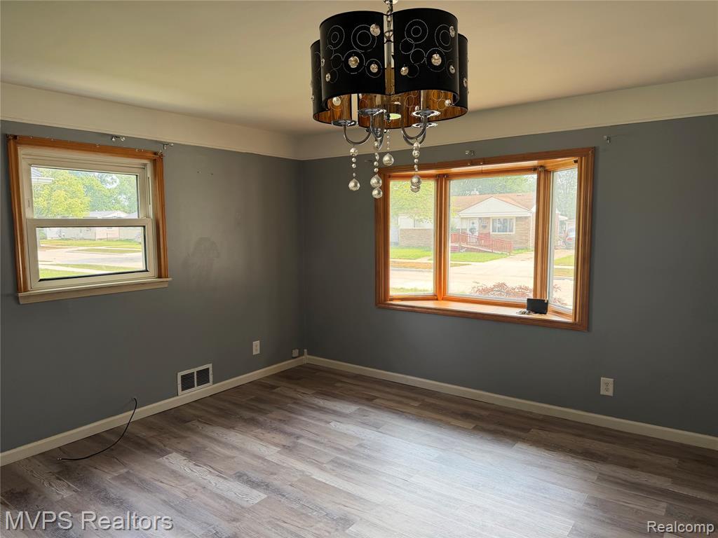 21905 Ira Boulevard Property Photo 10
