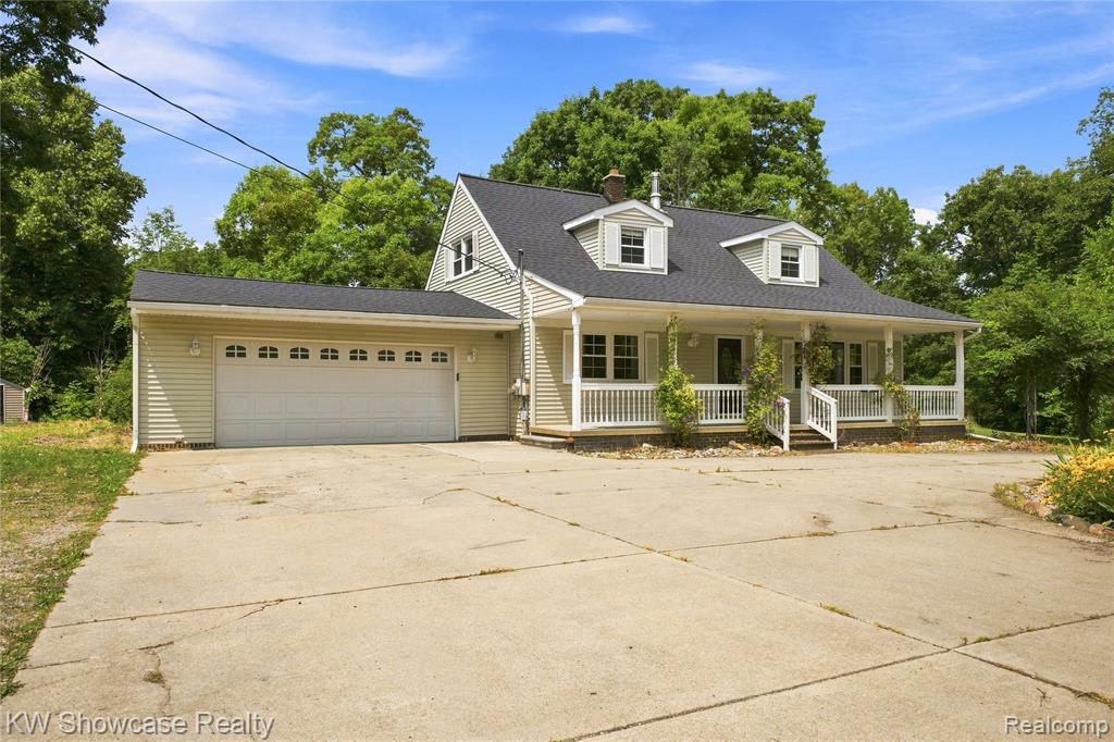 11343 Eagle Road Property Photo 1