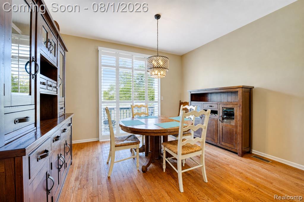 37610 Newburgh Park Circle Property Photo 18