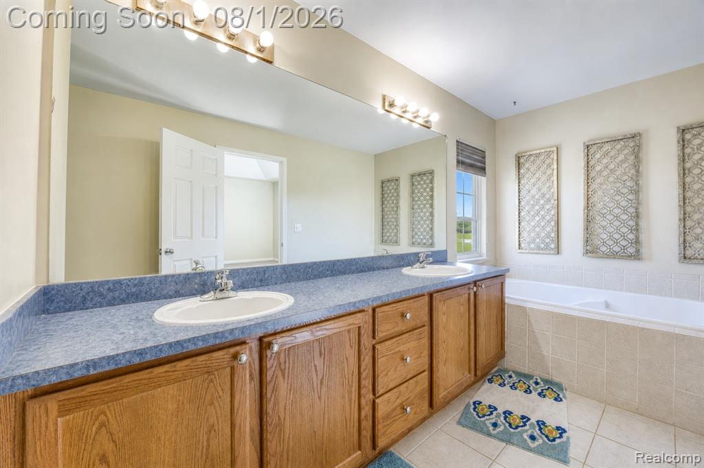 37610 Newburgh Park Circle Property Photo 34