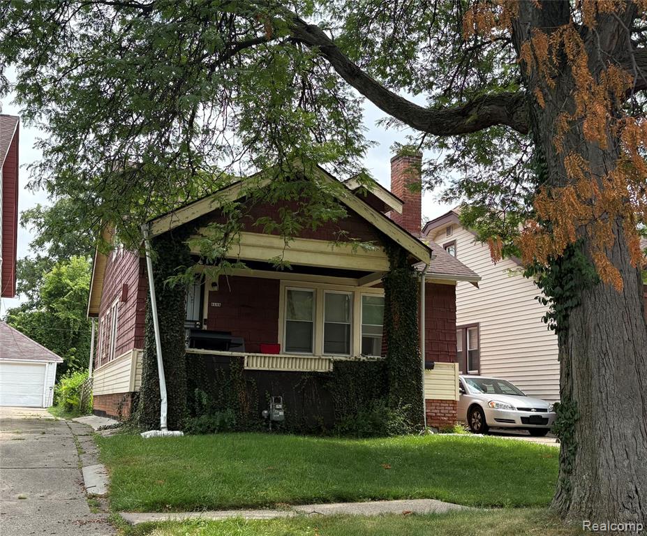 9166 Pinehurst Street Property Photo 1