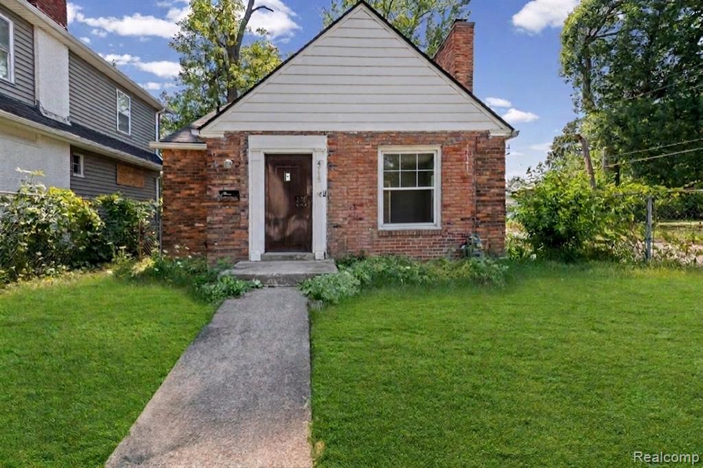 4715 Buckingham Avenue Property Photo 1