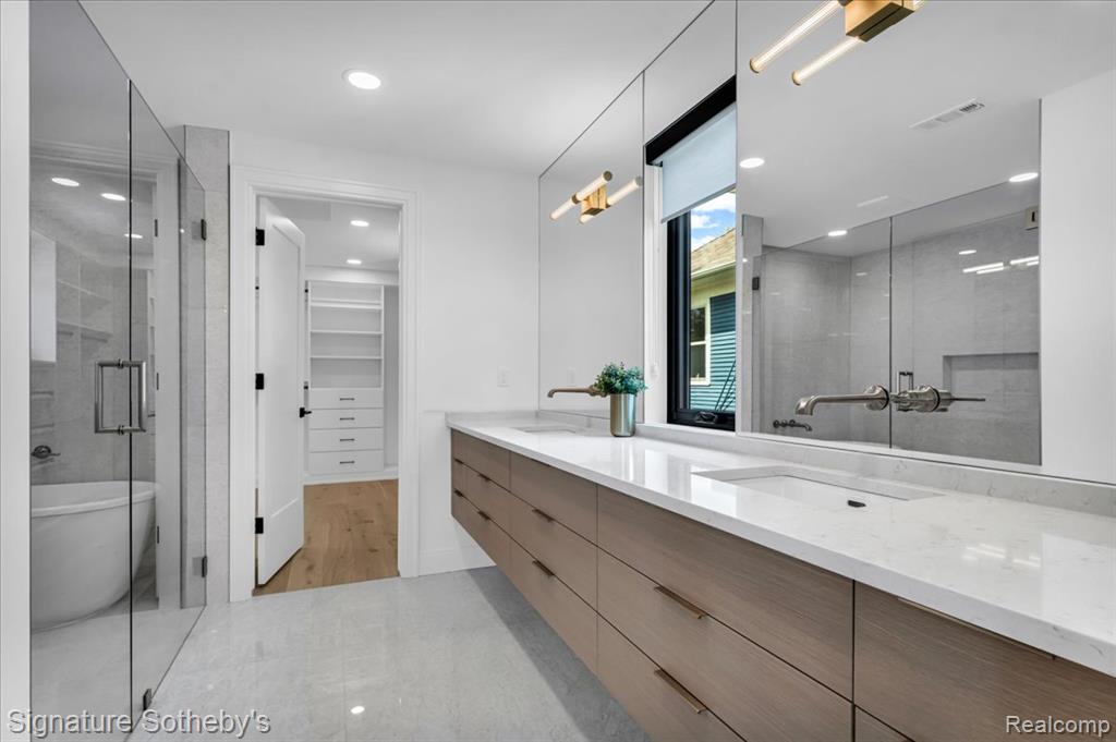 907 Ann Street Property Photo 15