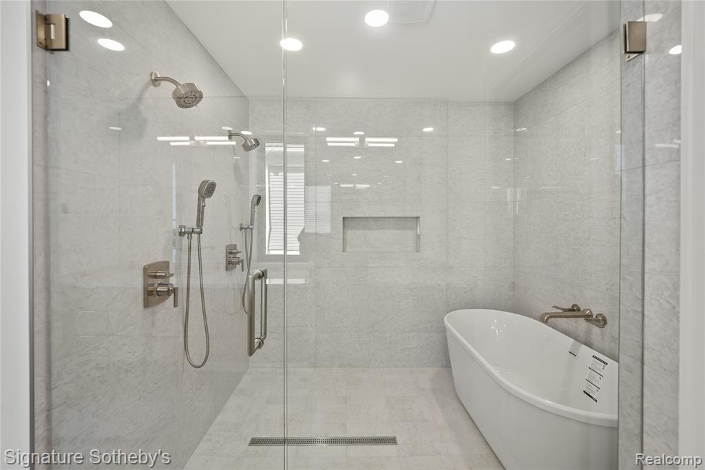 907 Ann Street Property Photo 17