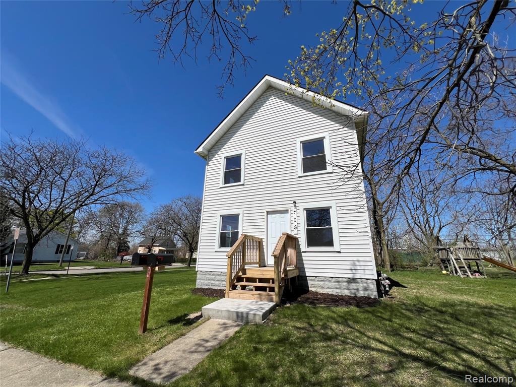 230 Almyra Avenue Property Photo 1