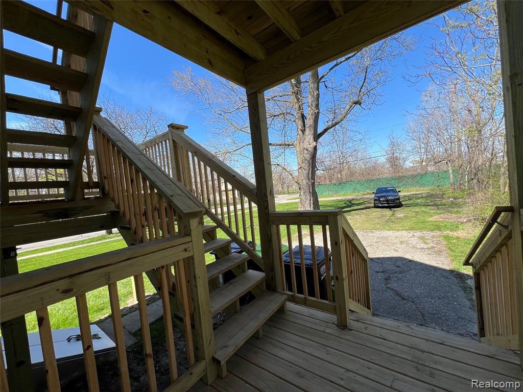 230 Almyra Avenue Property Photo 32