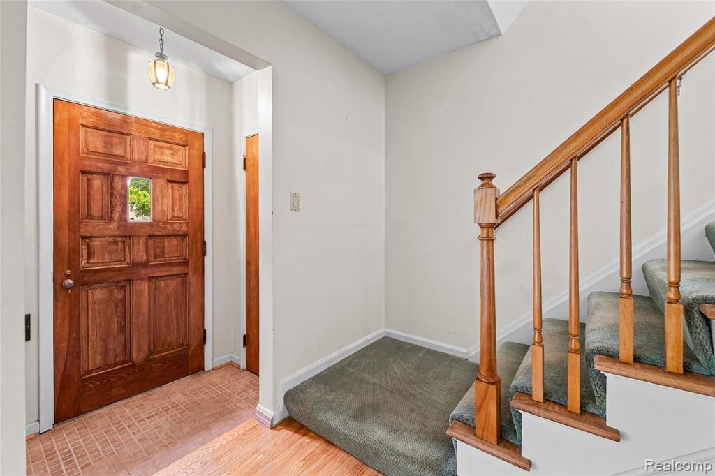 1877 Rosemont Road Property Photo 12