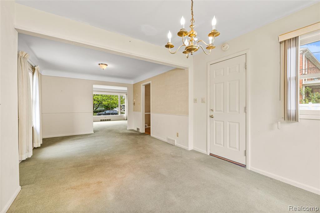 1877 Rosemont Road Property Photo 18
