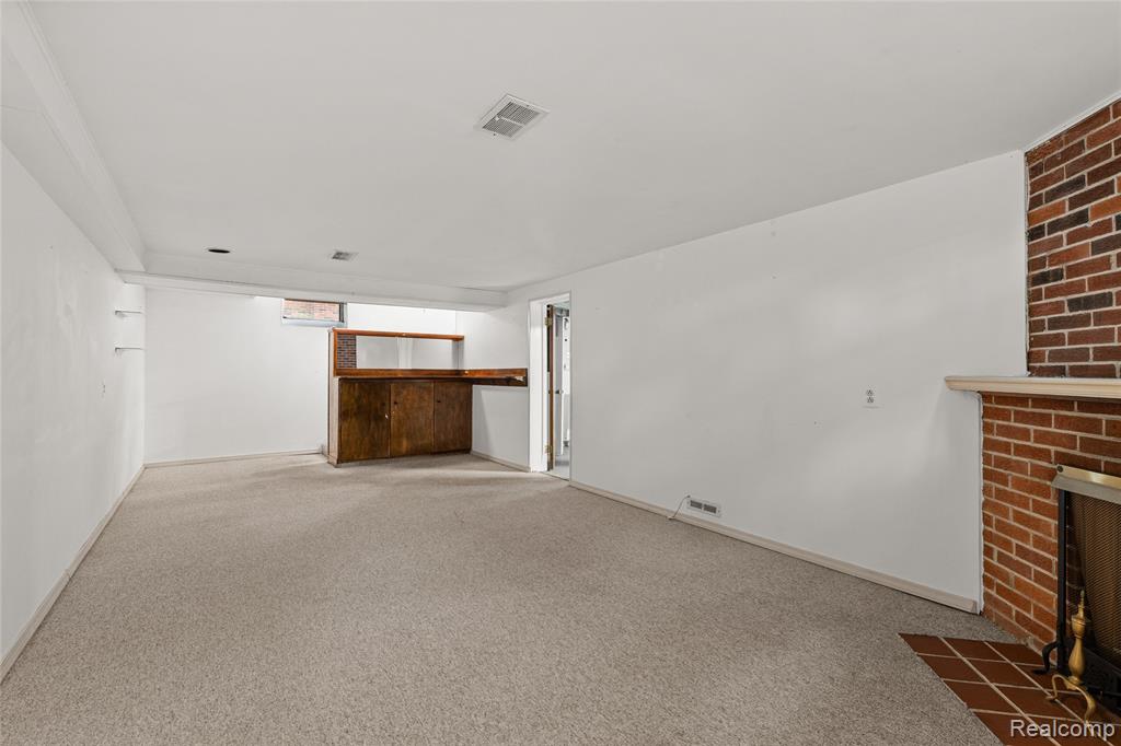 1877 Rosemont Road Property Photo 31