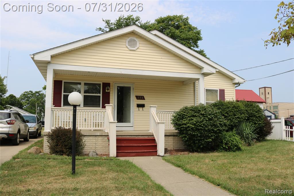 213 S 4th Avenue Property Photo 1